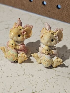 Vintage Pastel Mouse Figurines with Chicks - Pink & Cream